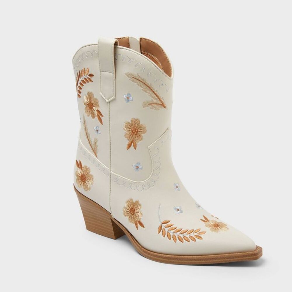 Women's Val Ankle Boots - Universal Thread Cream 6